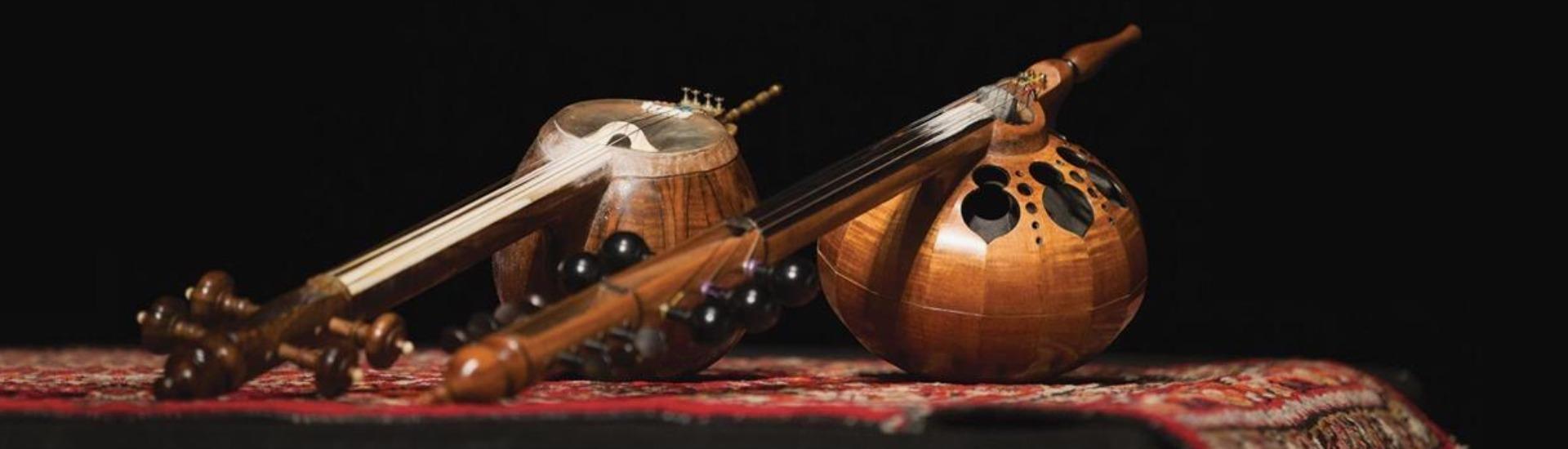 الموسيقى الإيرانية، مرآة للمكانة الاجتماعية وتغيرات وانحدار المجتمع.